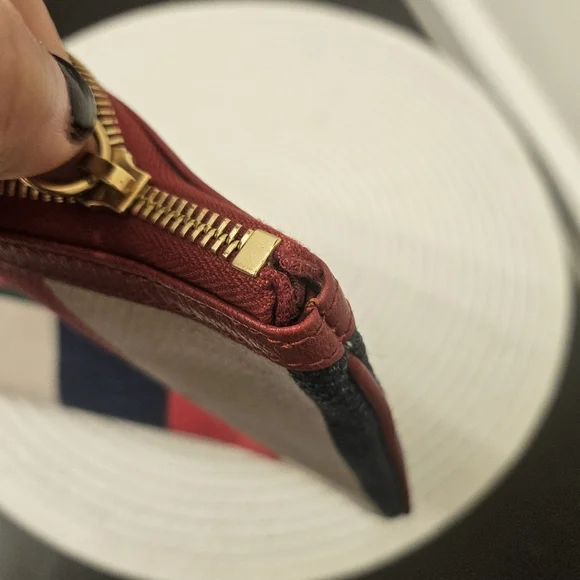 Gucci Web Stripe Canvas Zip Pouch Clutch - Picture 8 of 9
